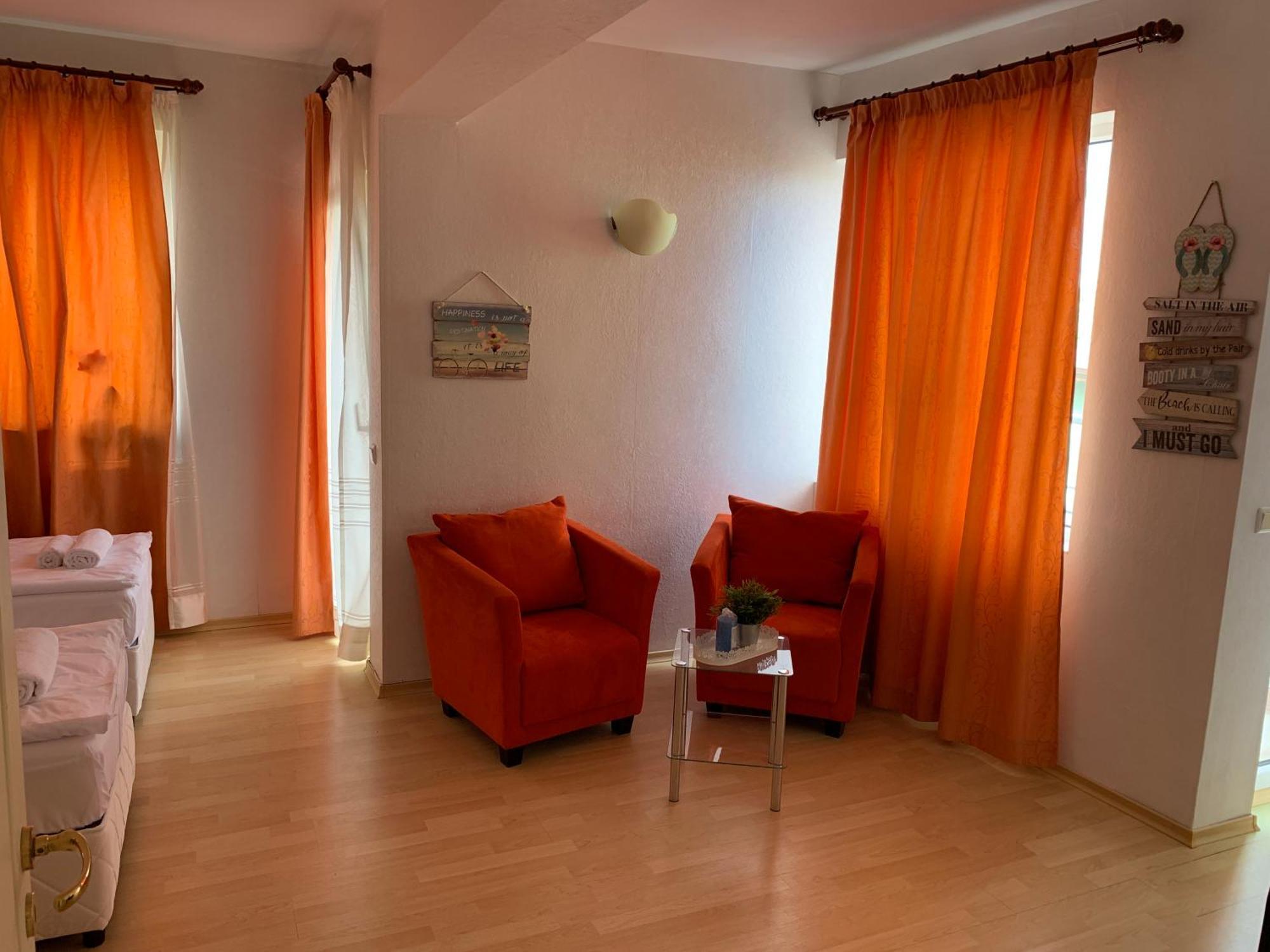 Sunray Guest House, Private Rooms & Apartment With Lovely Sea View Varna Exterior photo